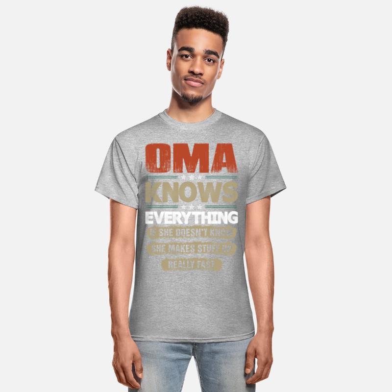 Oma Knows Everything Tshirt